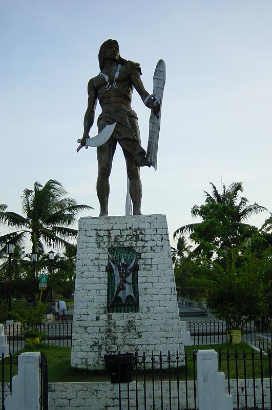  Lapu Lapu Statue